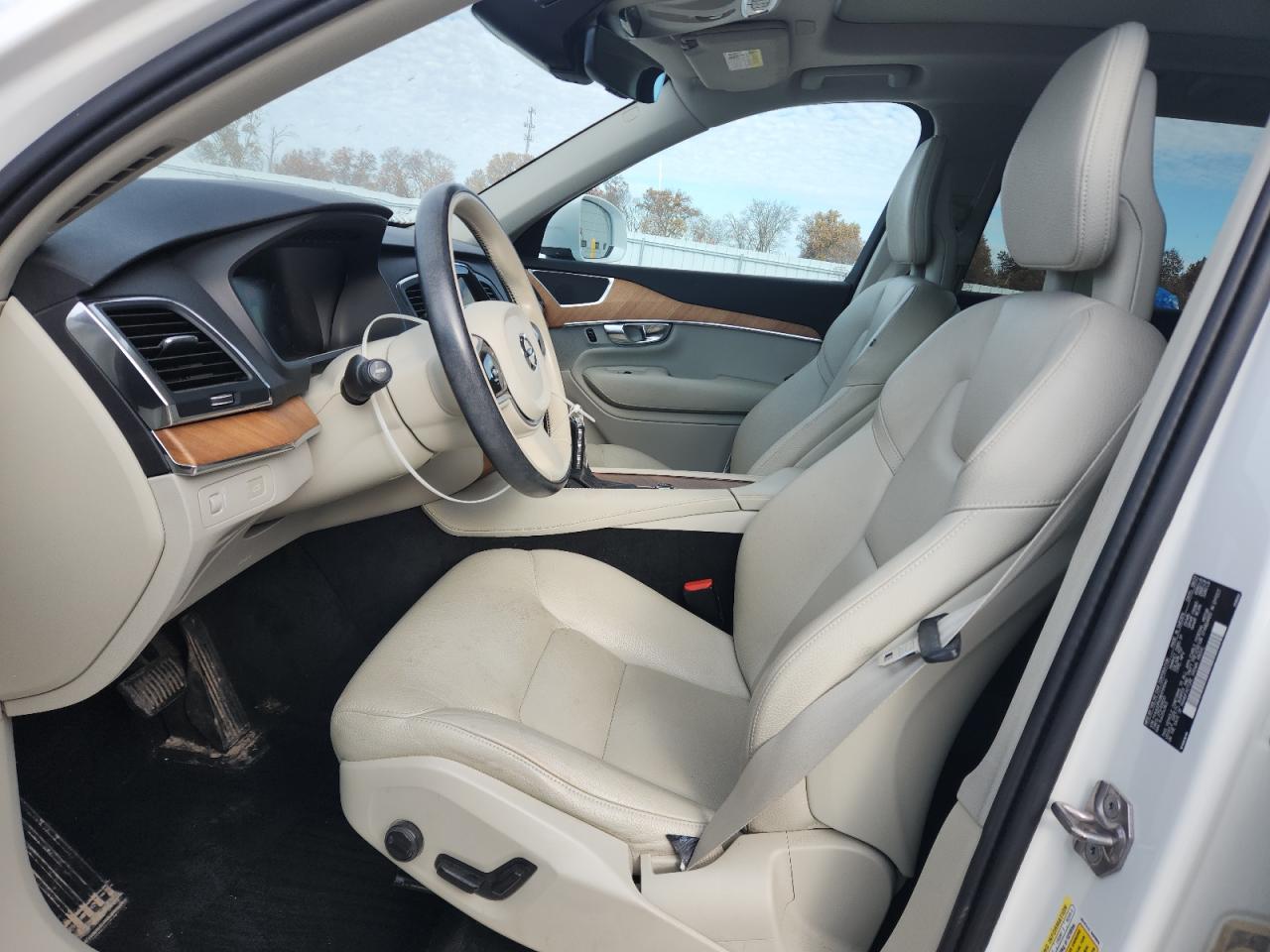 2022 Volvo Xc90 T6 Momentum VIN: YV4A22PK8N1791040 Lot: 92481255