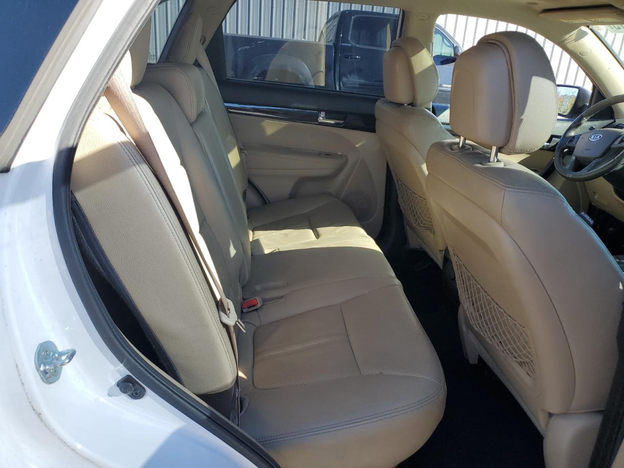 2011 Kia Sorento Ex VIN: 5XYKU4A23BG104693 Lot: 92986215