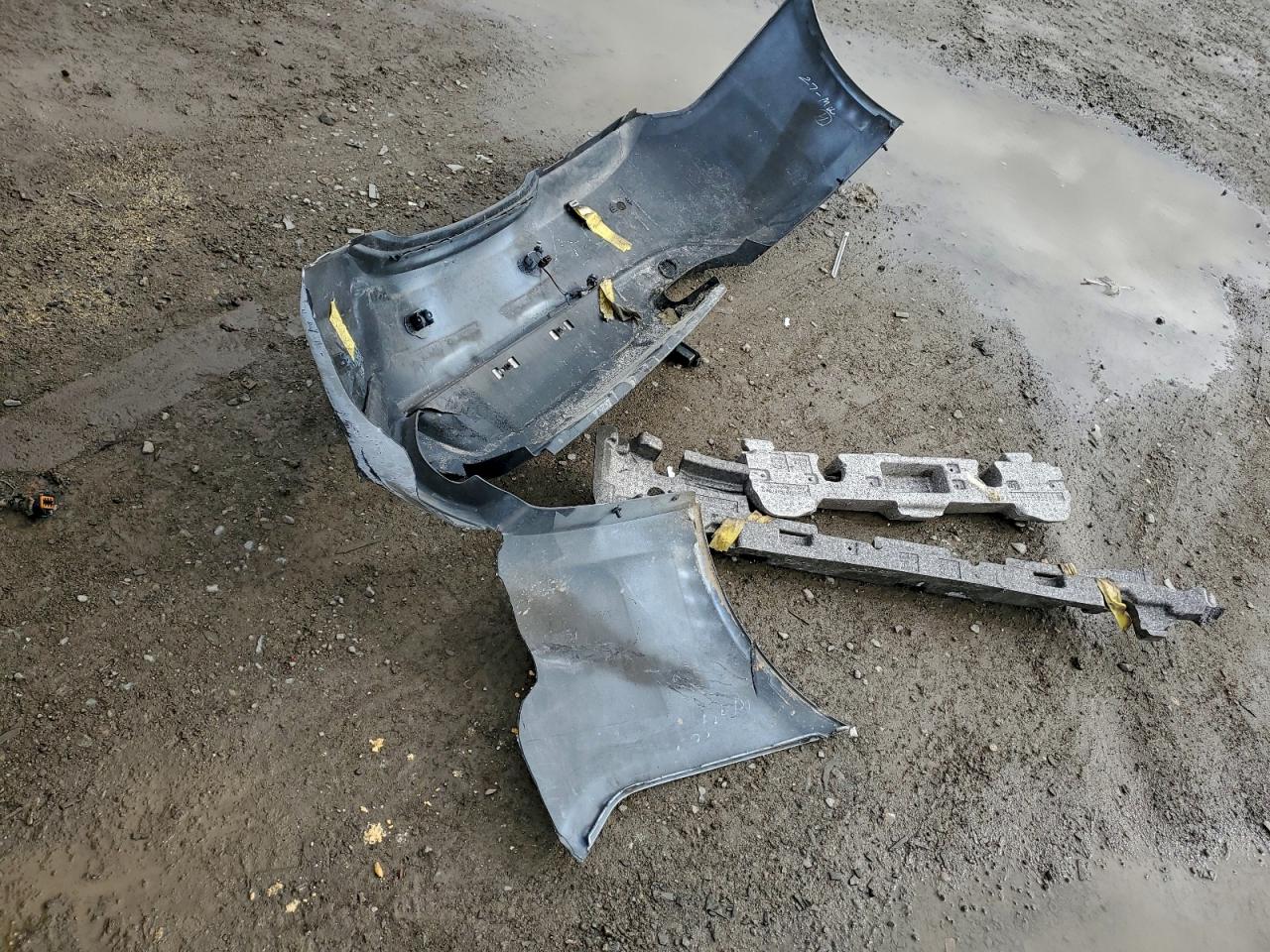 2013 Hyundai Genesis Coupe 3.8L VIN: KMHHU6KJ8DU113317 Lot: 93722875