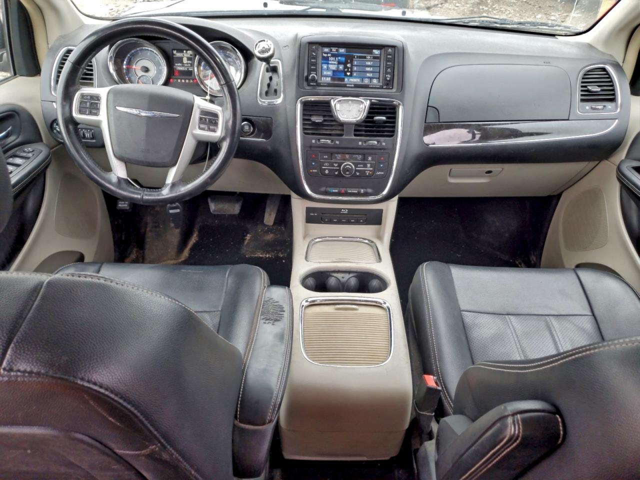 2015 Chrysler Town & Country Touring L VIN: 2C4RC1CG5FR509951 Lot: 93957765