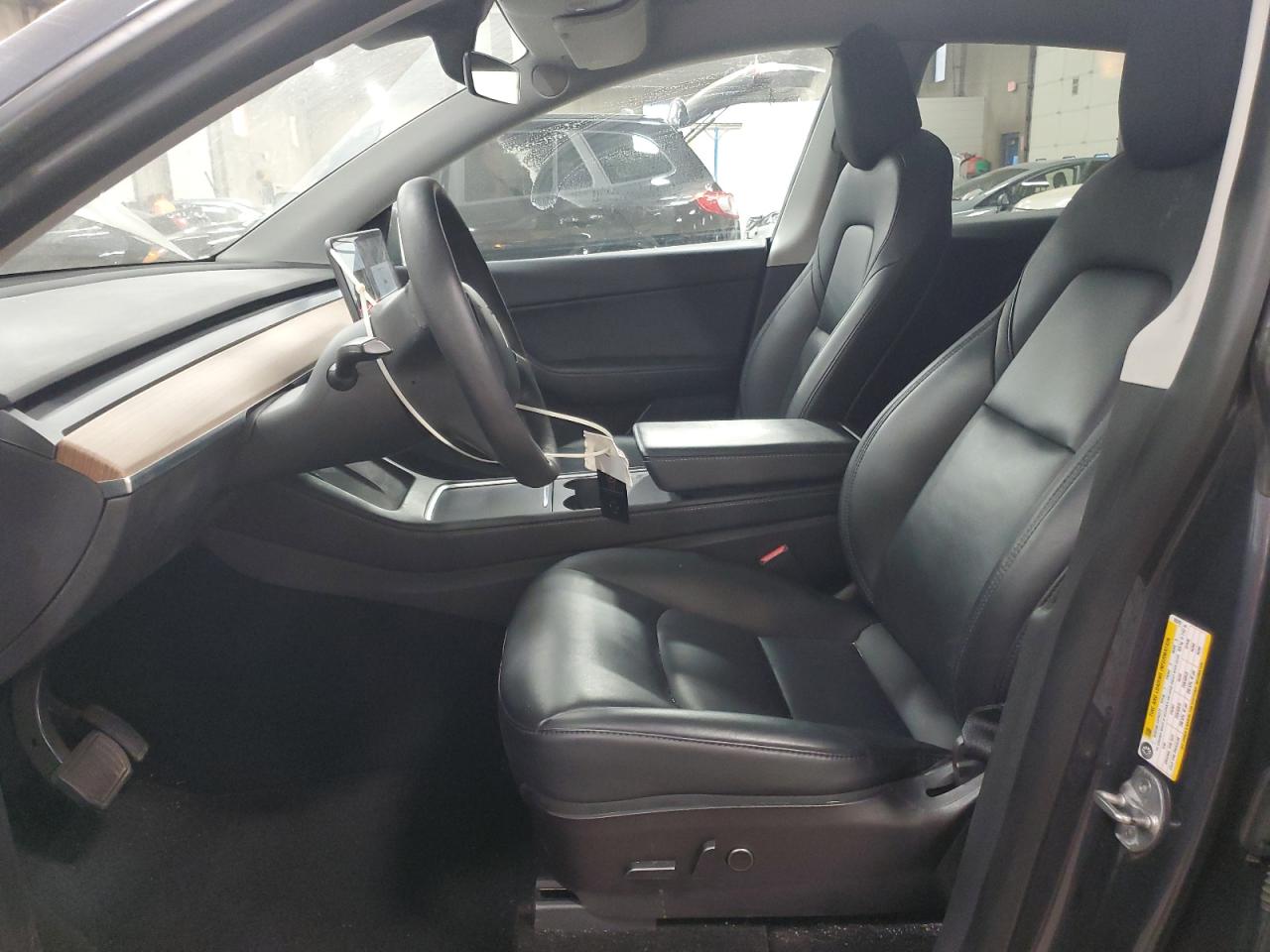 2021 Tesla Model Y VIN: 5YJYGAEE2MF293707 Lot: 92931705