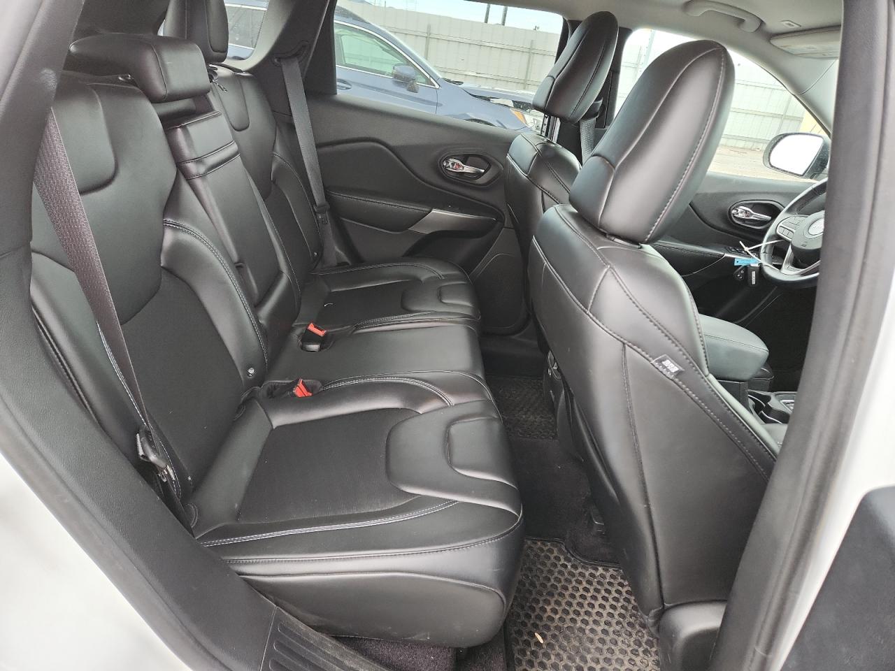 2019 Jeep Cherokee Latitude Plus VIN: 1C4PJMLX1KD112314 Lot: 91805485