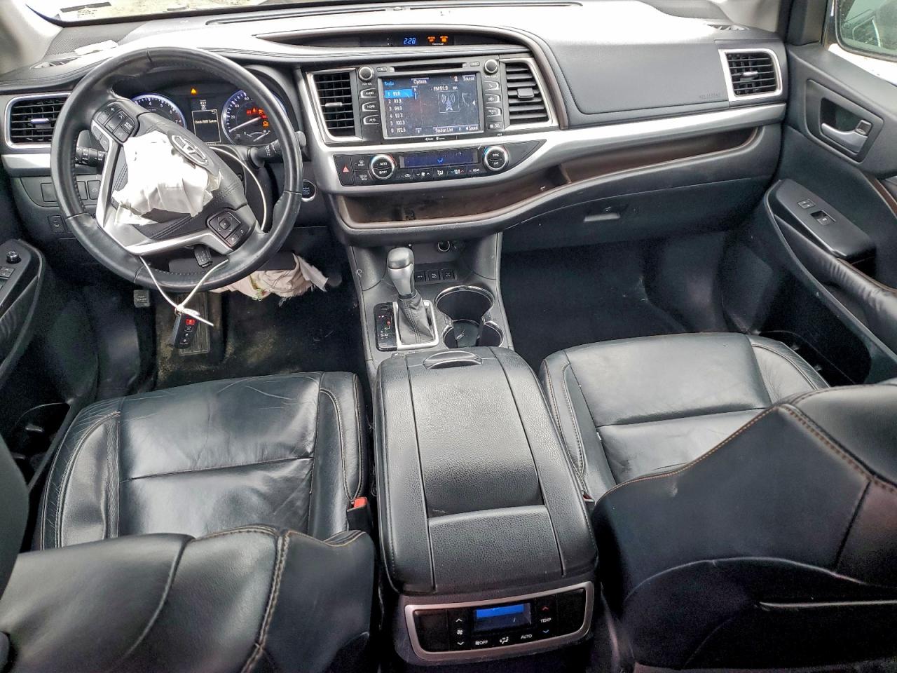 2015 Toyota Highlander Xle VIN: 5TDJKRFH8FS178597 Lot: 93454365