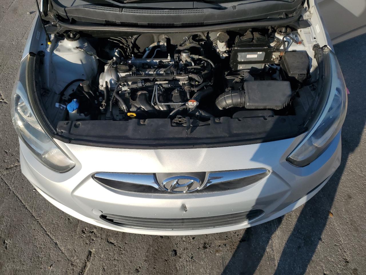 2014 Hyundai Accent Gls VIN: KMHCT4AE7EU671196 Lot: 92321815