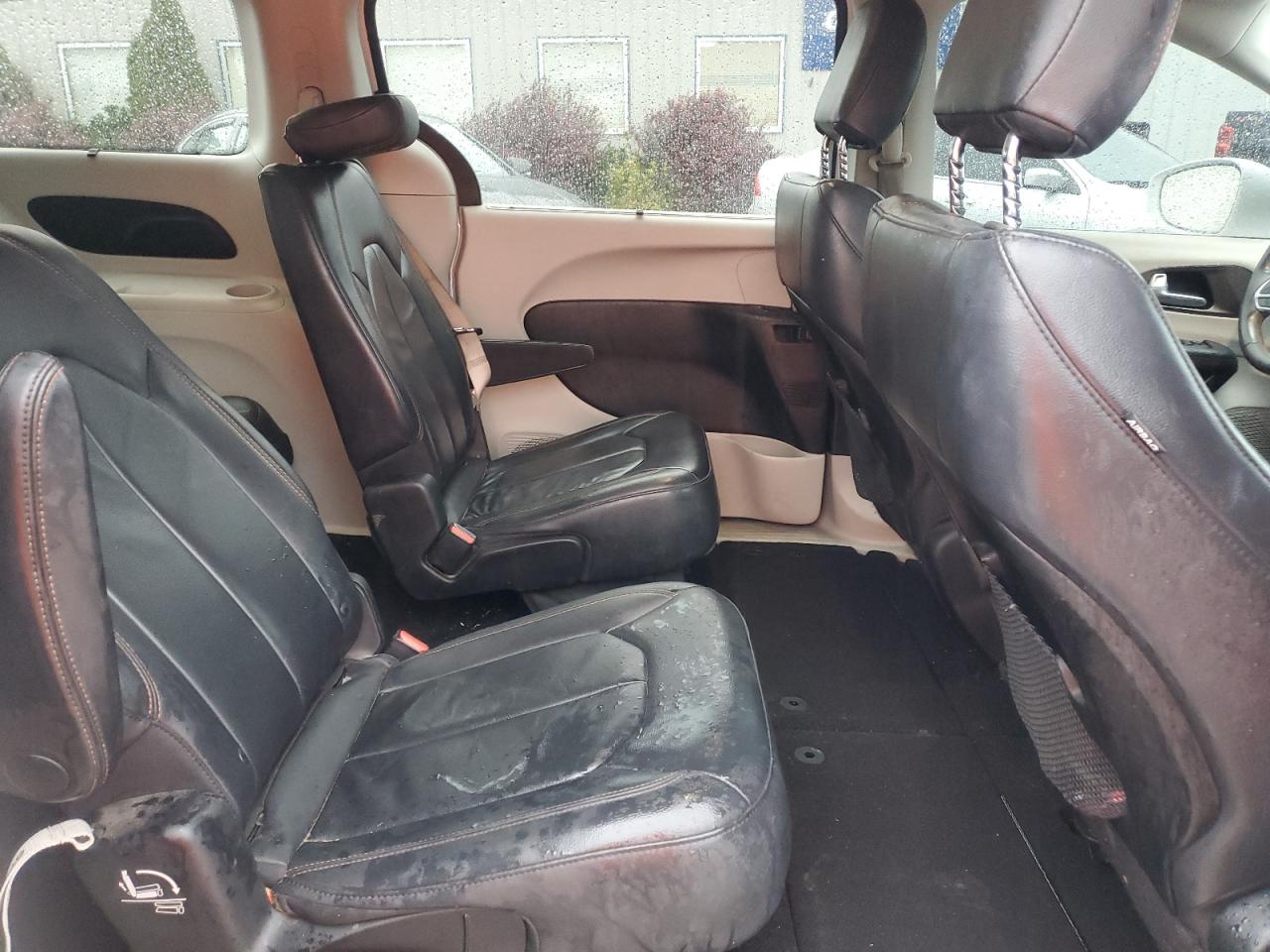 2017 Chrysler Pacifica Touring L VIN: 2C4RC1BG3HR823005 Lot: 93031835