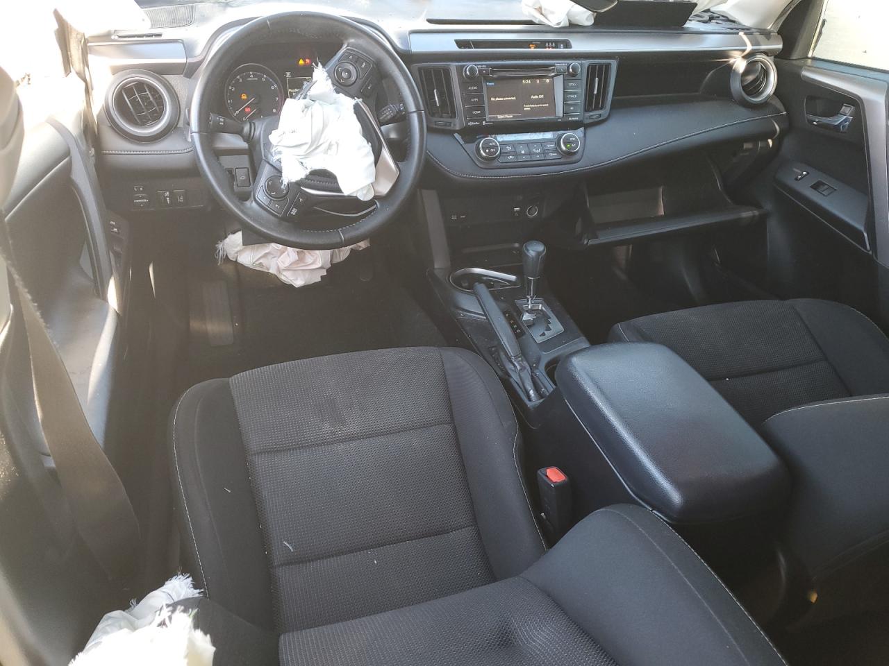 2017 Toyota Rav4 Xle VIN: JTMWFREV5HD103128 Lot: 92532355