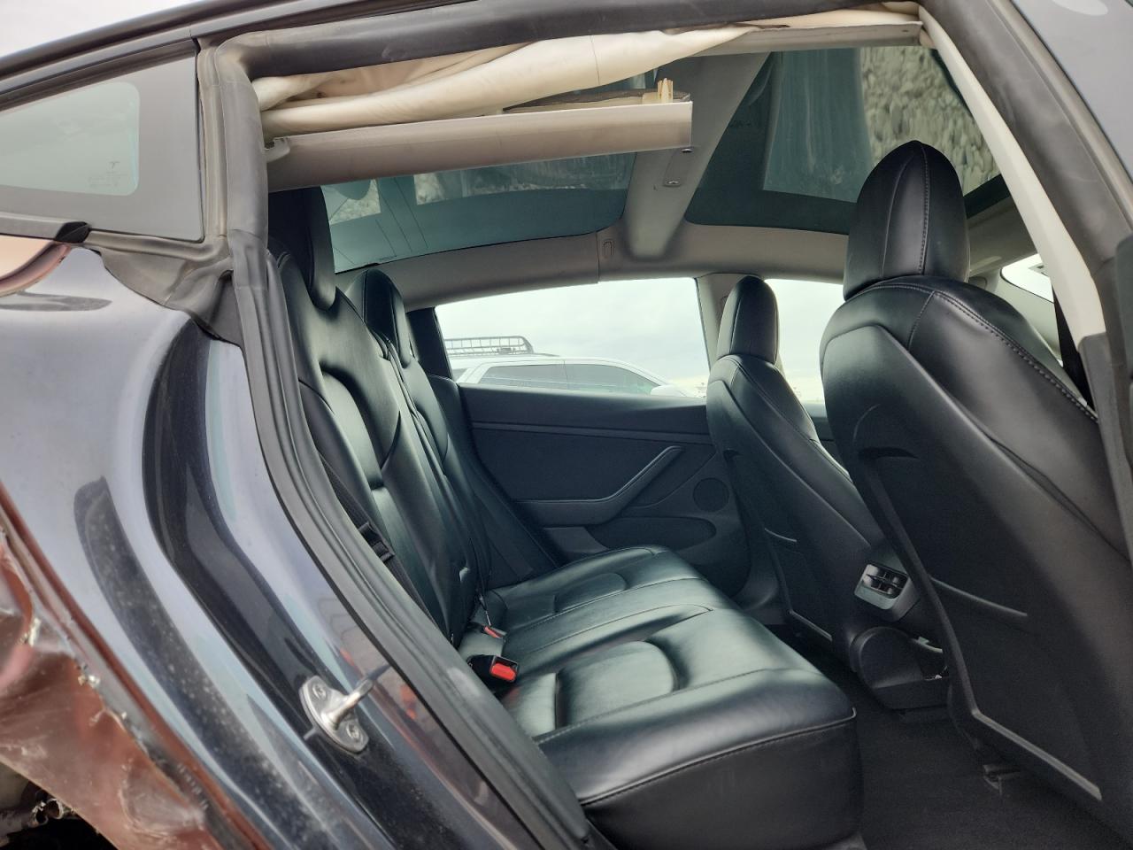 2022 Tesla Model 3 VIN: 5YJ3E1EA5NF187735 Lot: 91413135