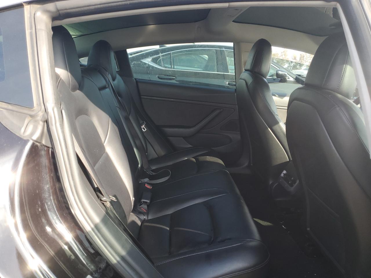 2018 Tesla Model 3 VIN: 5YJ3E1EA7JF089574 Lot: 91313275