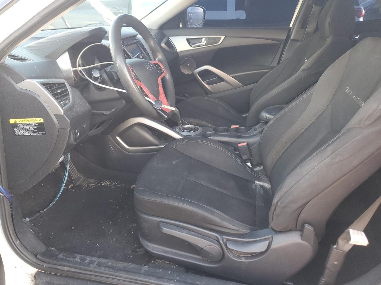 2015 Hyundai Veloster VIN: KMHTC6AD2FU245095 Lot: 92332175