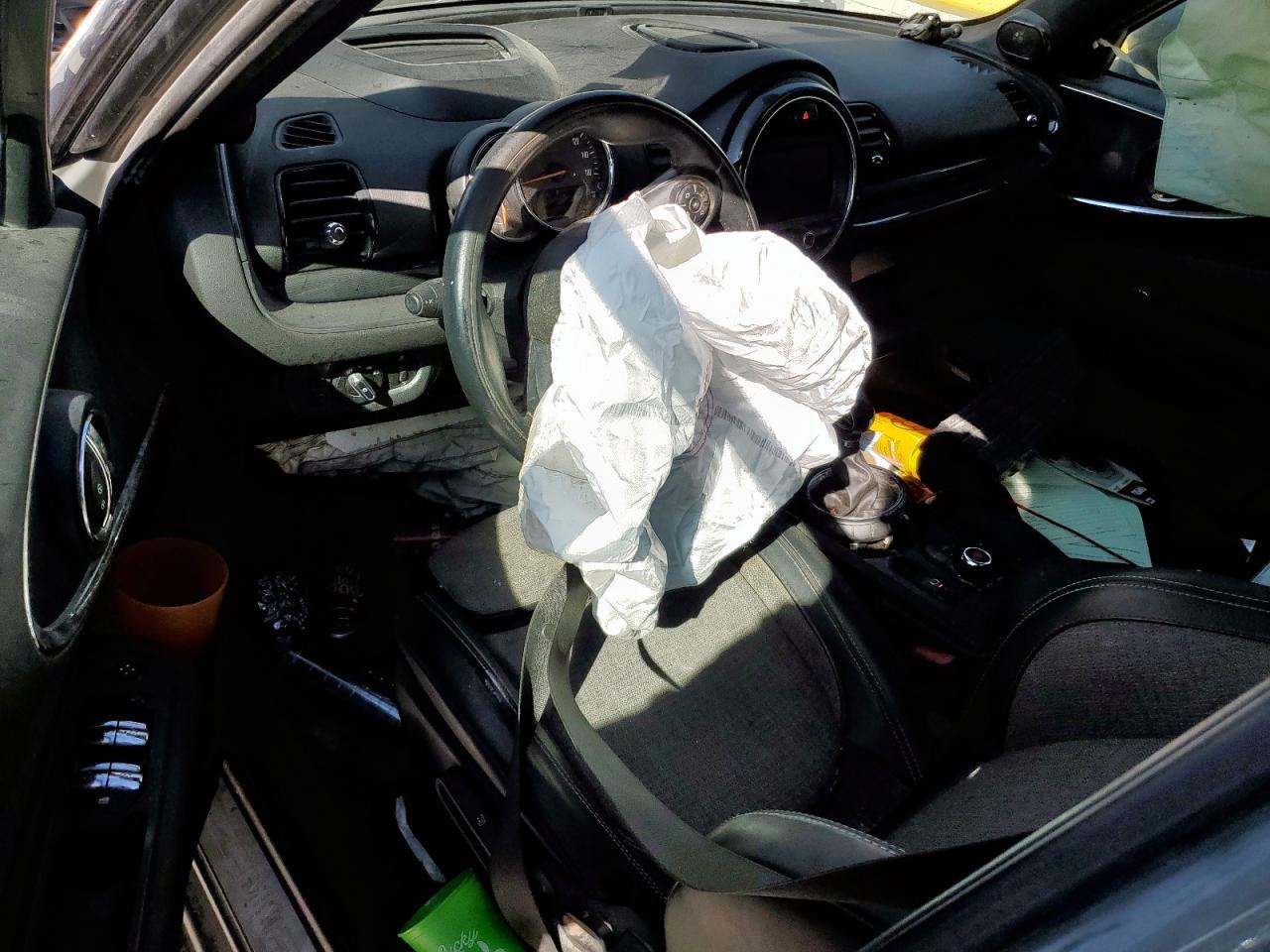 2016 Mini Cooper Clubman VIN: WMWLN5C53G2E31529 Lot: 92296925