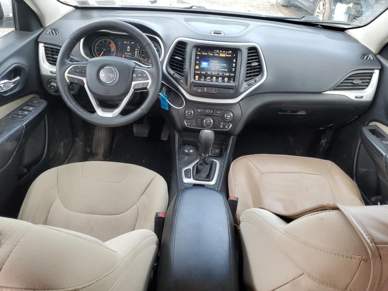 2017 Jeep Cherokee Latitude VIN: 1C4PJMCS1HW507059 Lot: 92669845