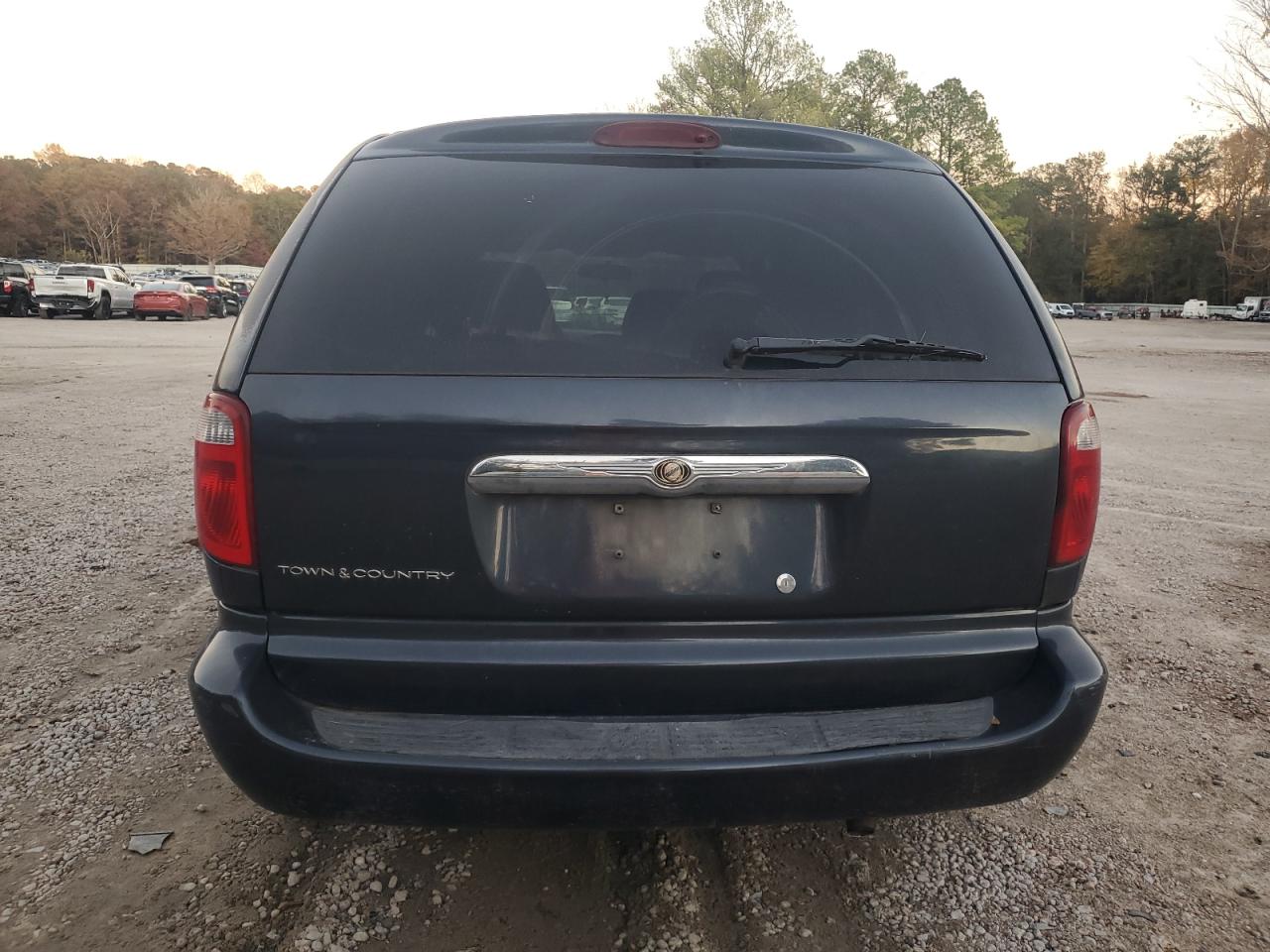 2007 Chrysler Town & Country Lx VIN: 1A4GJ45R97B131799 Lot: 91465275