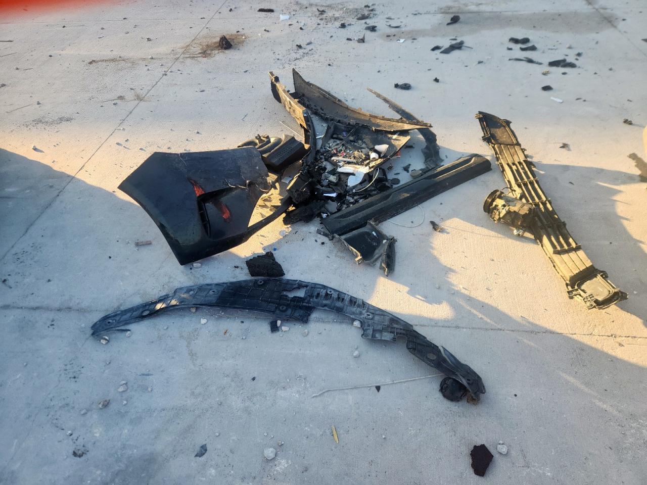 2018 Kia Forte Lx VIN: 3KPFL4A74JE250466 Lot: 92057015