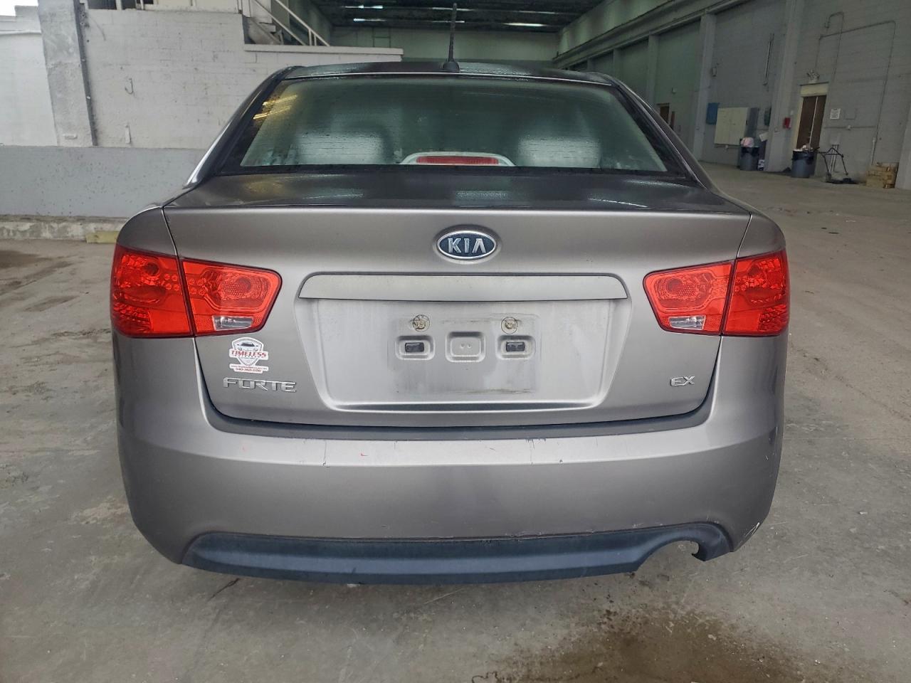 2010 Kia Forte Ex VIN: KNAFU4A20A5100493 Lot: 93901505