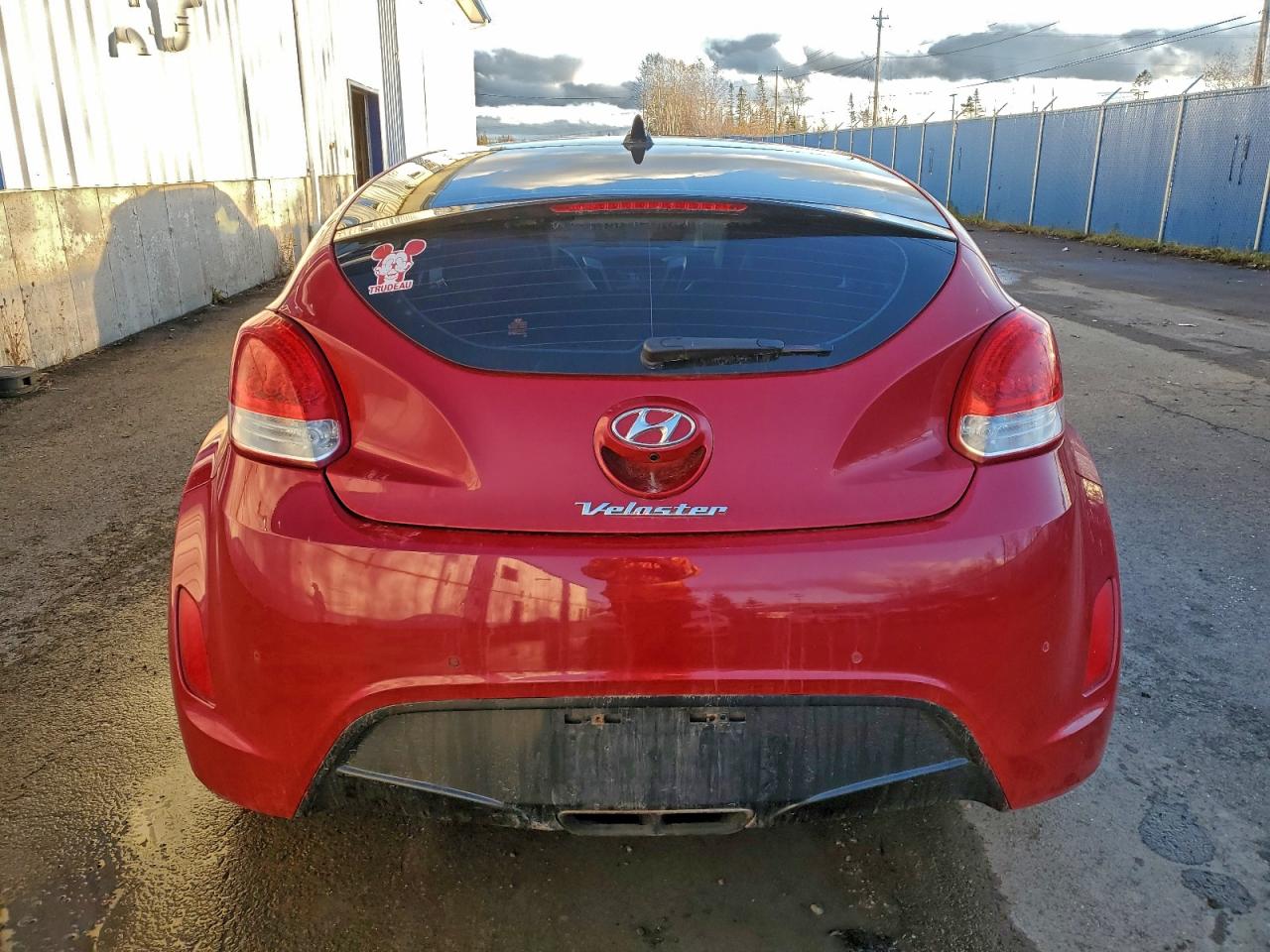 2016 Hyundai Veloster VIN: KMHTC6AD3GU290385 Lot: 94937475