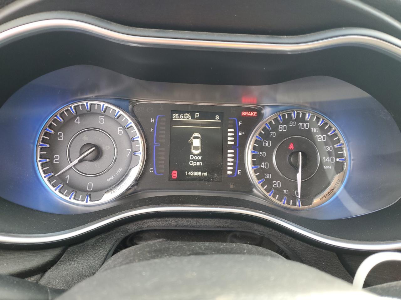 2015 Chrysler 200 Limited VIN: 1C3CCCAB1FN634956 Lot: 91882645