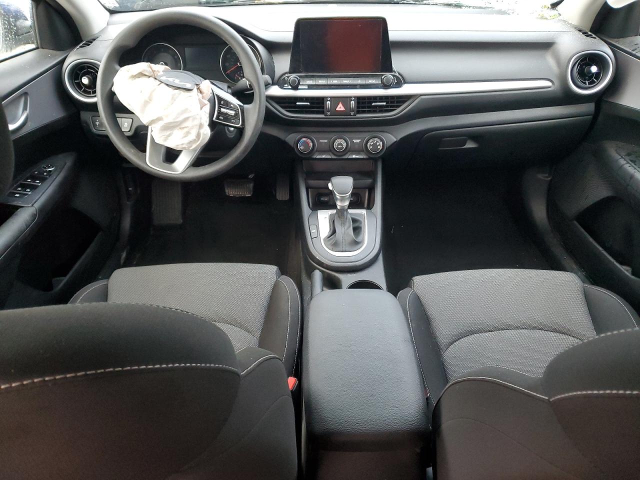 2024 Kia Forte Lx VIN: 3KPF24AD7RE700079 Lot: 93646305