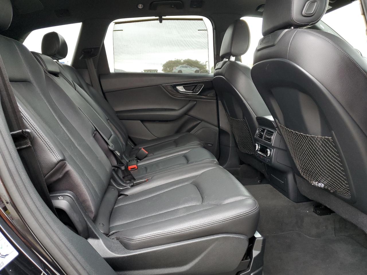 2017 Audi Q7 Prestige VIN: WA1VAAF72HD050622 Lot: 92737285