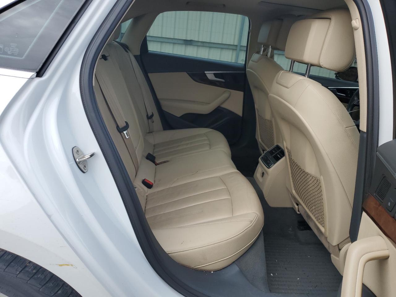 2017 Audi A4 Premium Plus VIN: WAUENAF42HN031656 Lot: 91334035