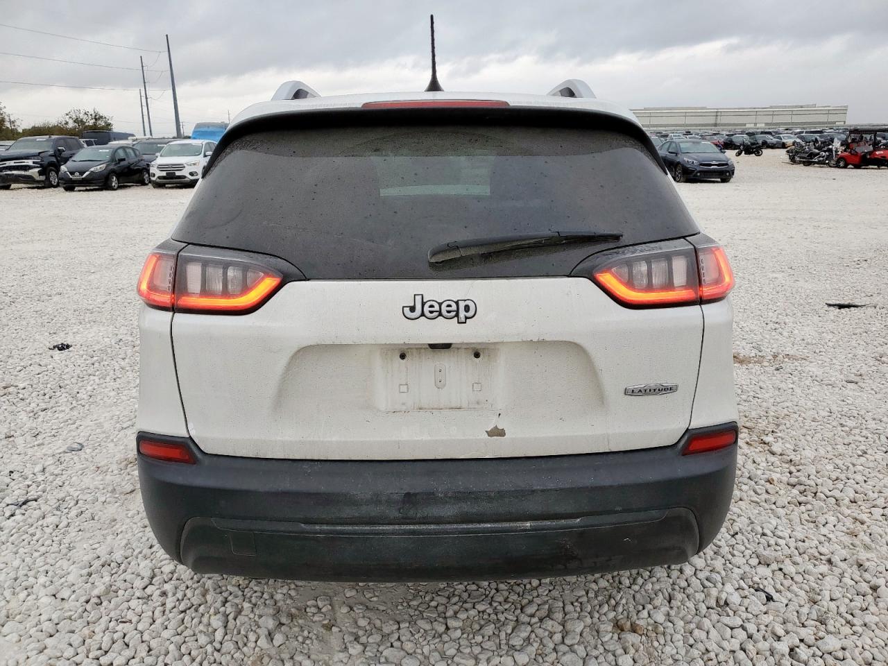 2020 Jeep Cherokee Latitude VIN: 1C4PJLCB8LD653747 Lot: 93519675