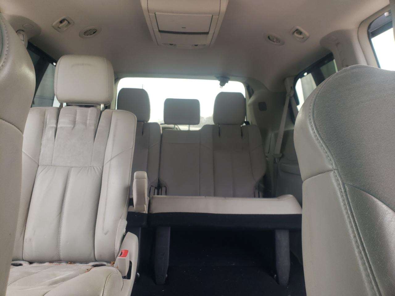 2014 Chrysler Town & Country Limited VIN: 2C4RC1GG6ER408572 Lot: 92791495