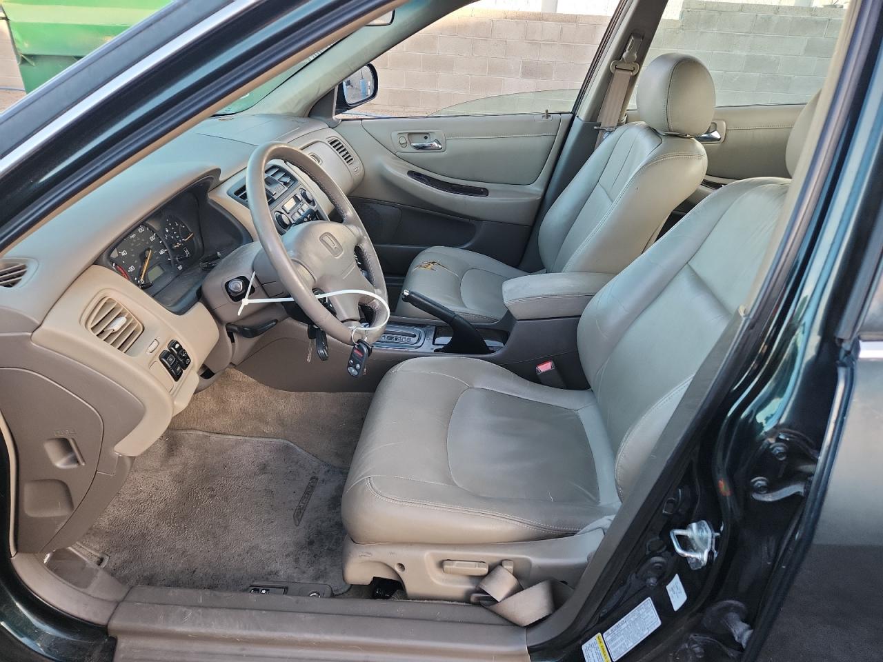 2001 Honda Accord Ex VIN: 1HGCG16561A077258 Lot: 92219085