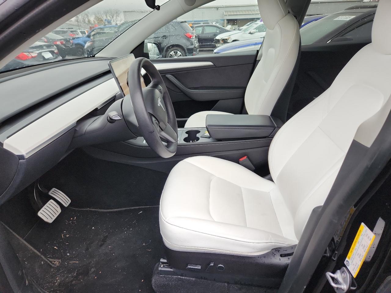 2022 Tesla Model Y VIN: 7SAYGDEF0NF559045 Lot: 90841465