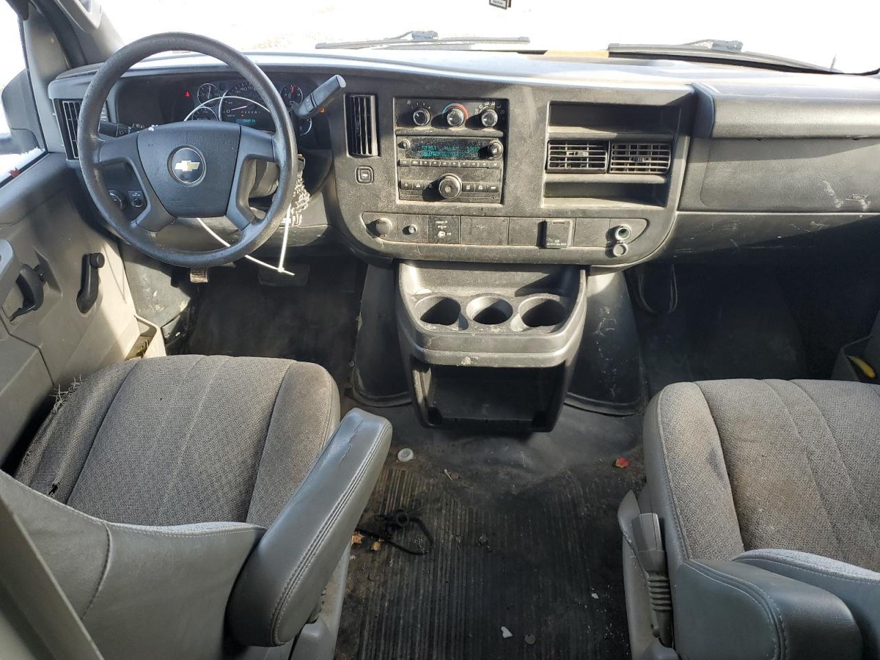 2017 Chevrolet Express Utility / Service Truck VIN: 1GB0GRFF9H1120367 Lot: 91613525