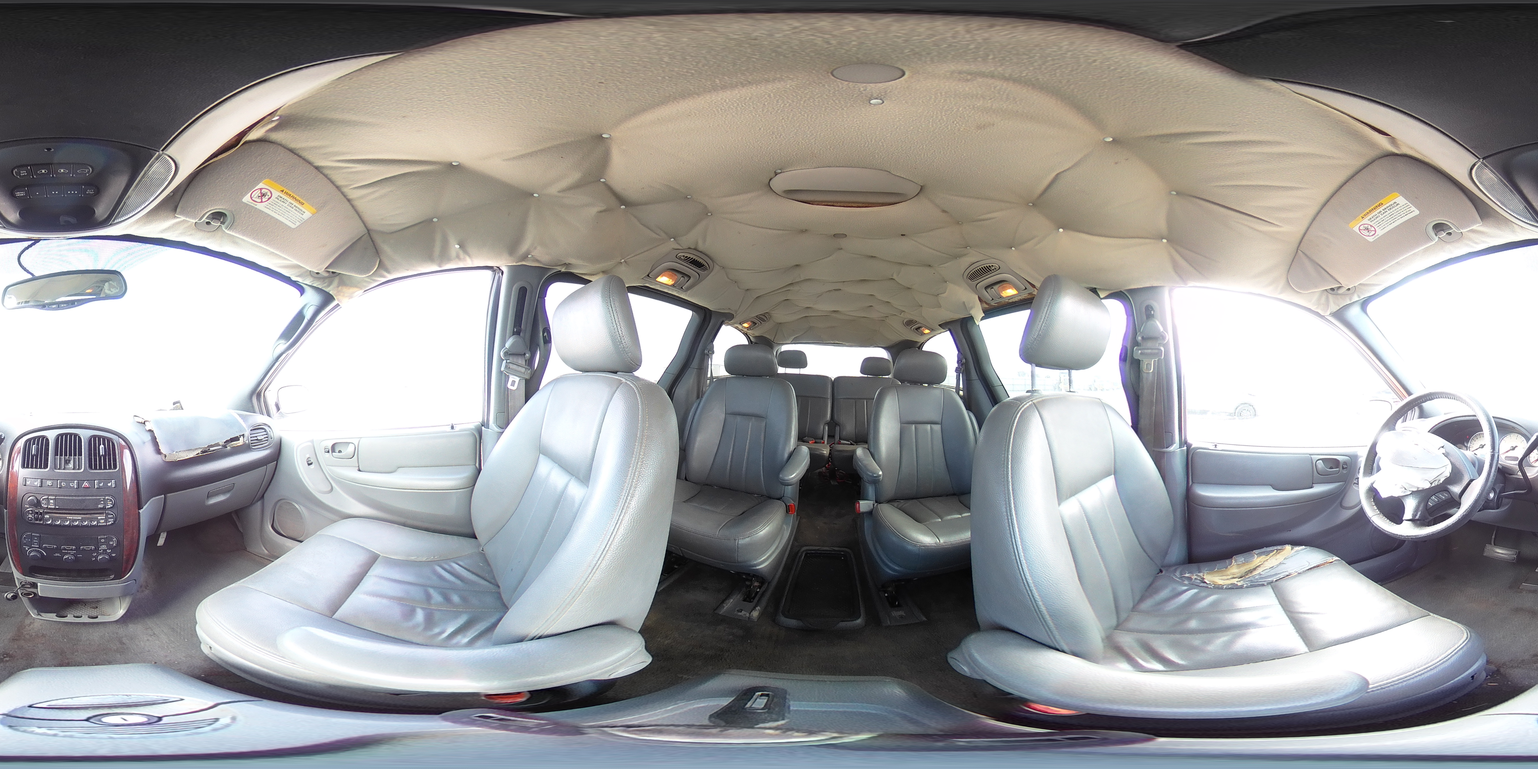 2004 Chrysler Town & Country Touring VIN: 2C4GP54L84R604127 Lot: 92996695