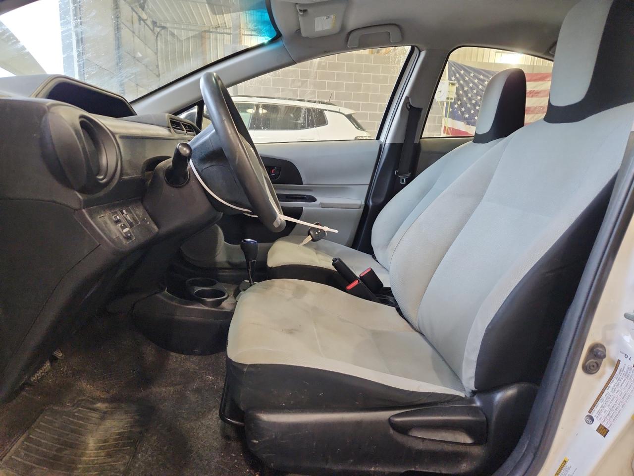 2012 Toyota Prius C VIN: JTDKDTB32C1521502 Lot: 93025335