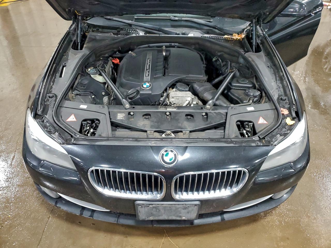 2013 BMW 535 Xi VIN: WBAFU7C51DDU72220 Lot: 92611045