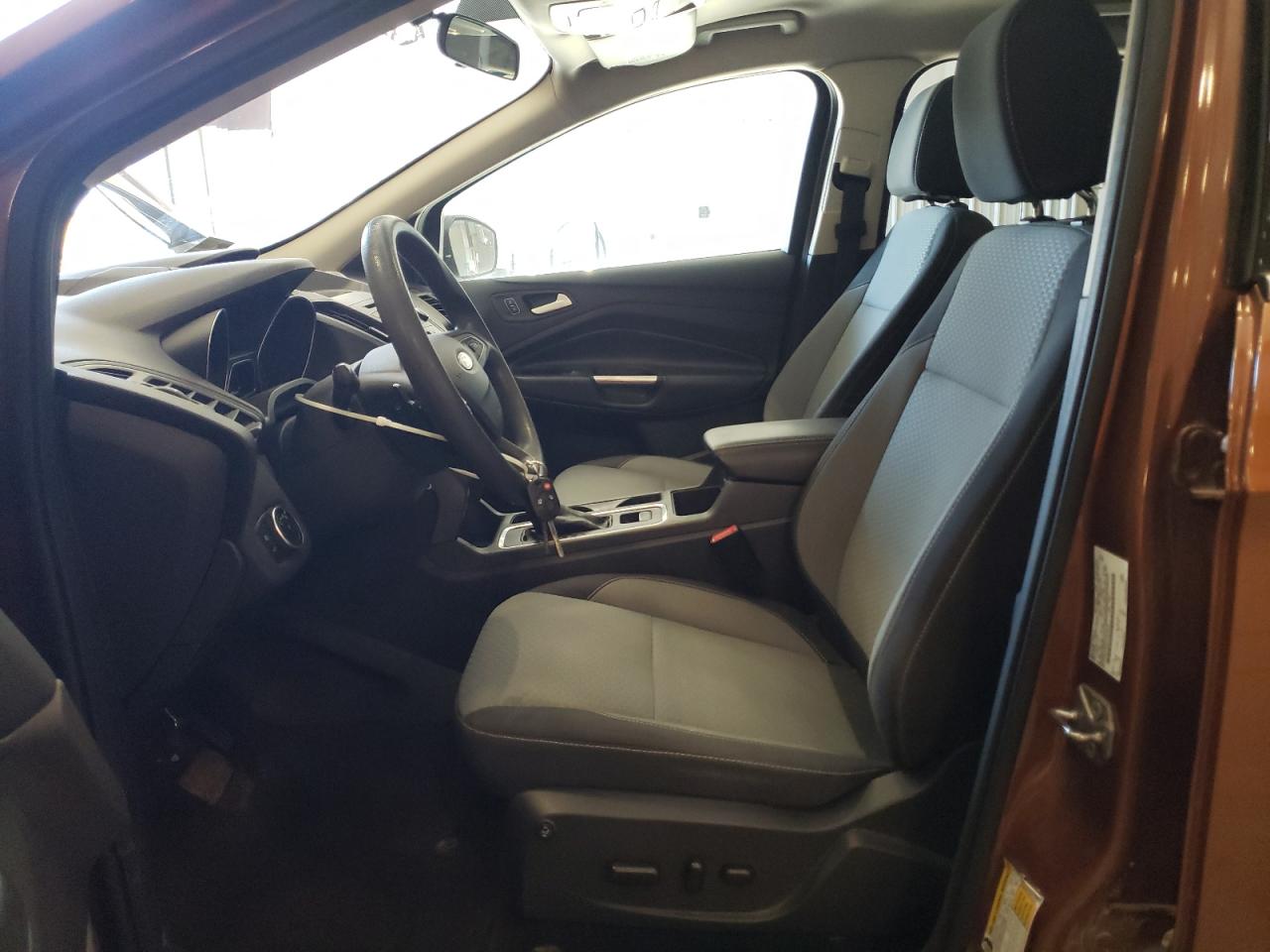 2017 Ford Escape Se VIN: 1FMCU9G91HUB78221 Lot: 91392865