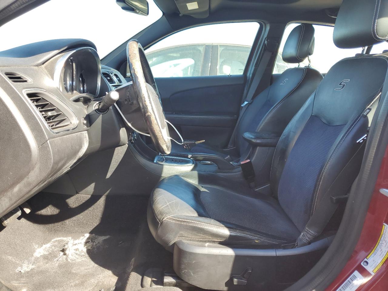 2013 Chrysler 200 Limited VIN: 1C3CCBCG2DN523784 Lot: 90636785