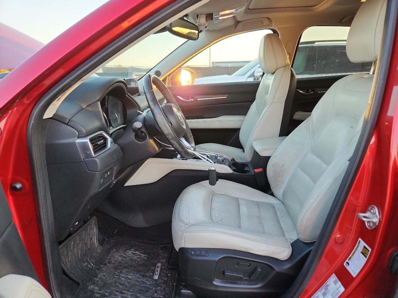 2019 Mazda Cx-5 Grand Touring VIN: JM3KFADM4K1590461 Lot: 93668055