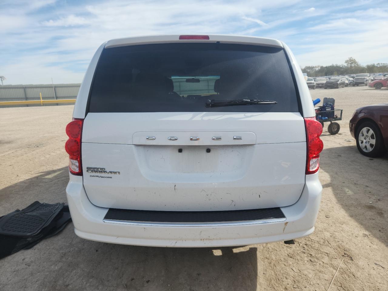 2015 Dodge Grand Caravan Se VIN: 2C4RDGBG0FR713722 Lot: 91377835