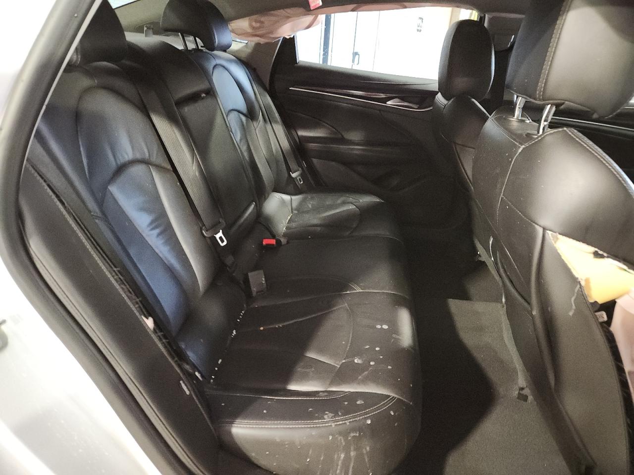 2017 Buick Lacrosse Essence VIN: 1G4ZP5SS5HU182910 Lot: 92250395