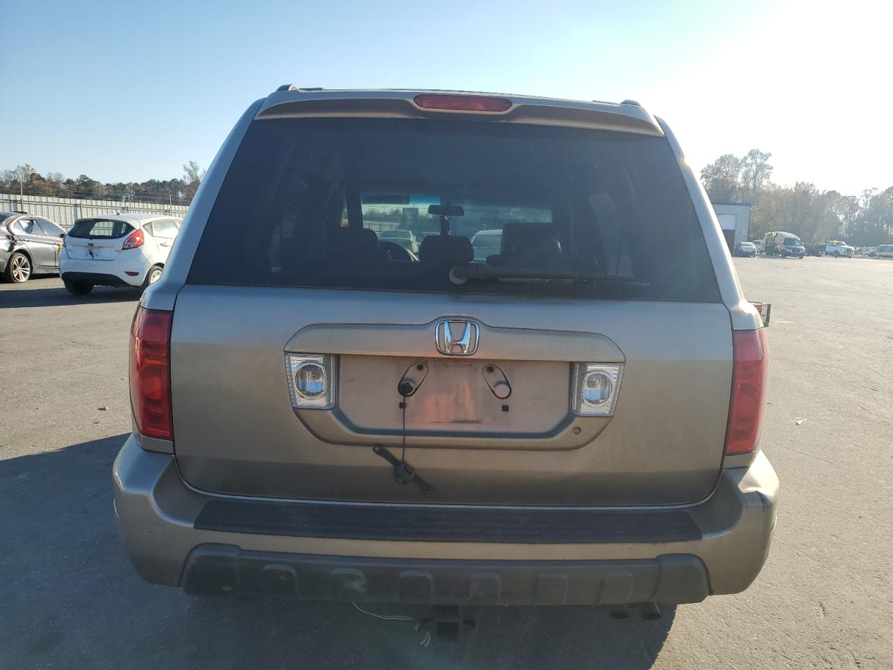 2004 Honda Pilot Exl VIN: 2HKYF18554H585951 Lot: 93362865