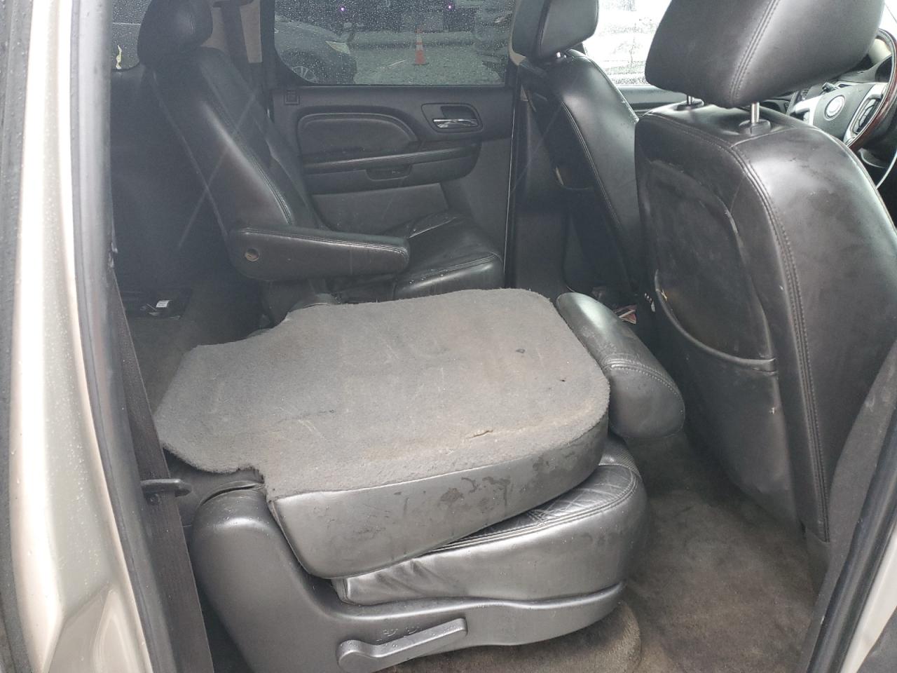 2007 Cadillac Escalade Esv VIN: 1GYFK66887R301779 Lot: 93452605