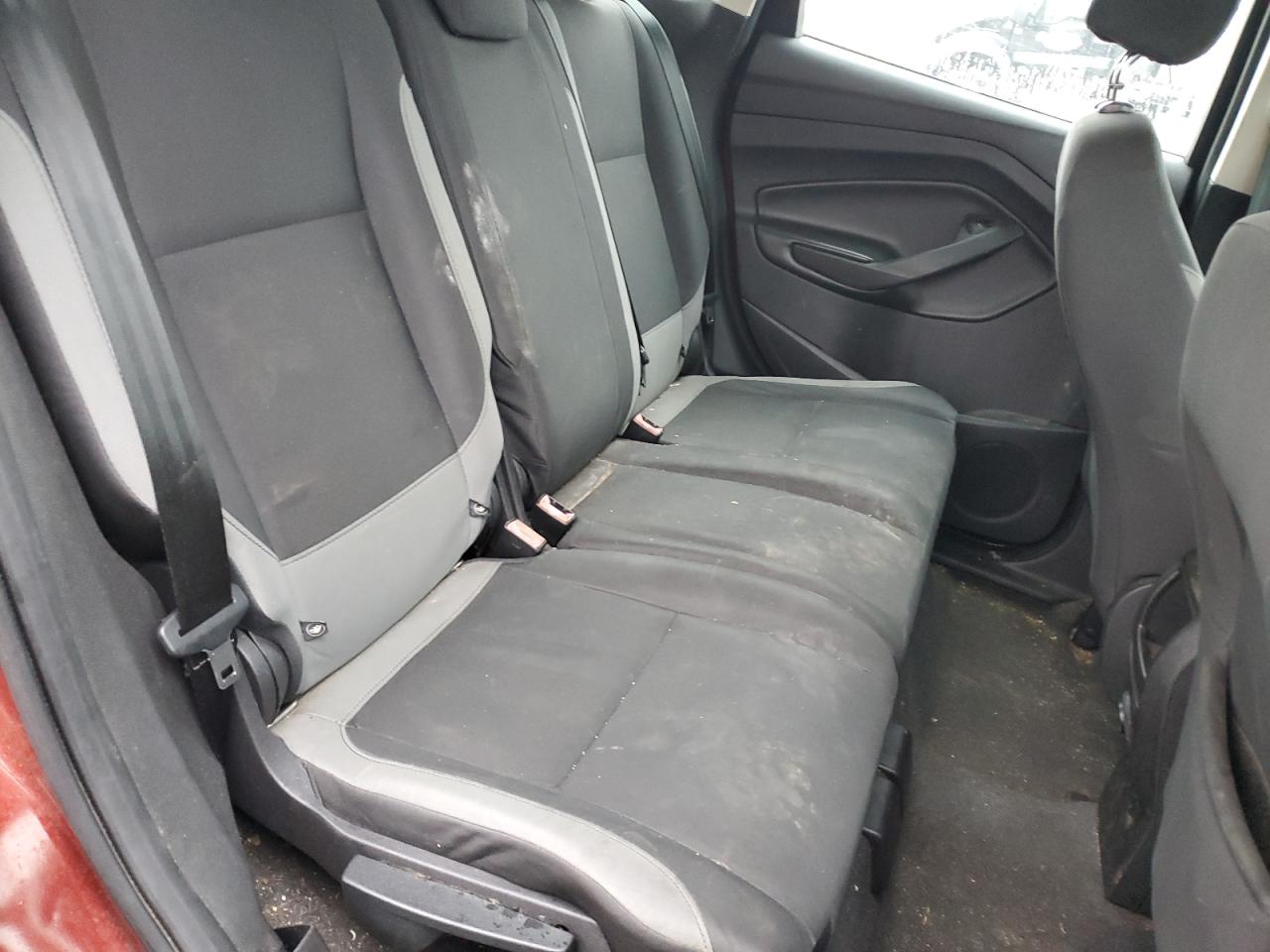 2014 Ford Escape S VIN: 1FMCU0F74EUC42498 Lot: 92515185