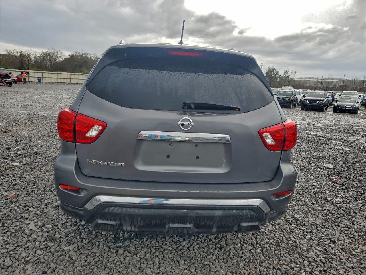 2017 Nissan Pathfinder S VIN: 5N1DR2MN0HC686930 Lot: 94184335