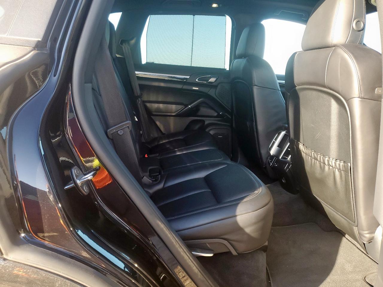 2017 Porsche Cayenne Se Hybrid Platinum VIN: WP1AE2A21HLA73954 Lot: 92122435