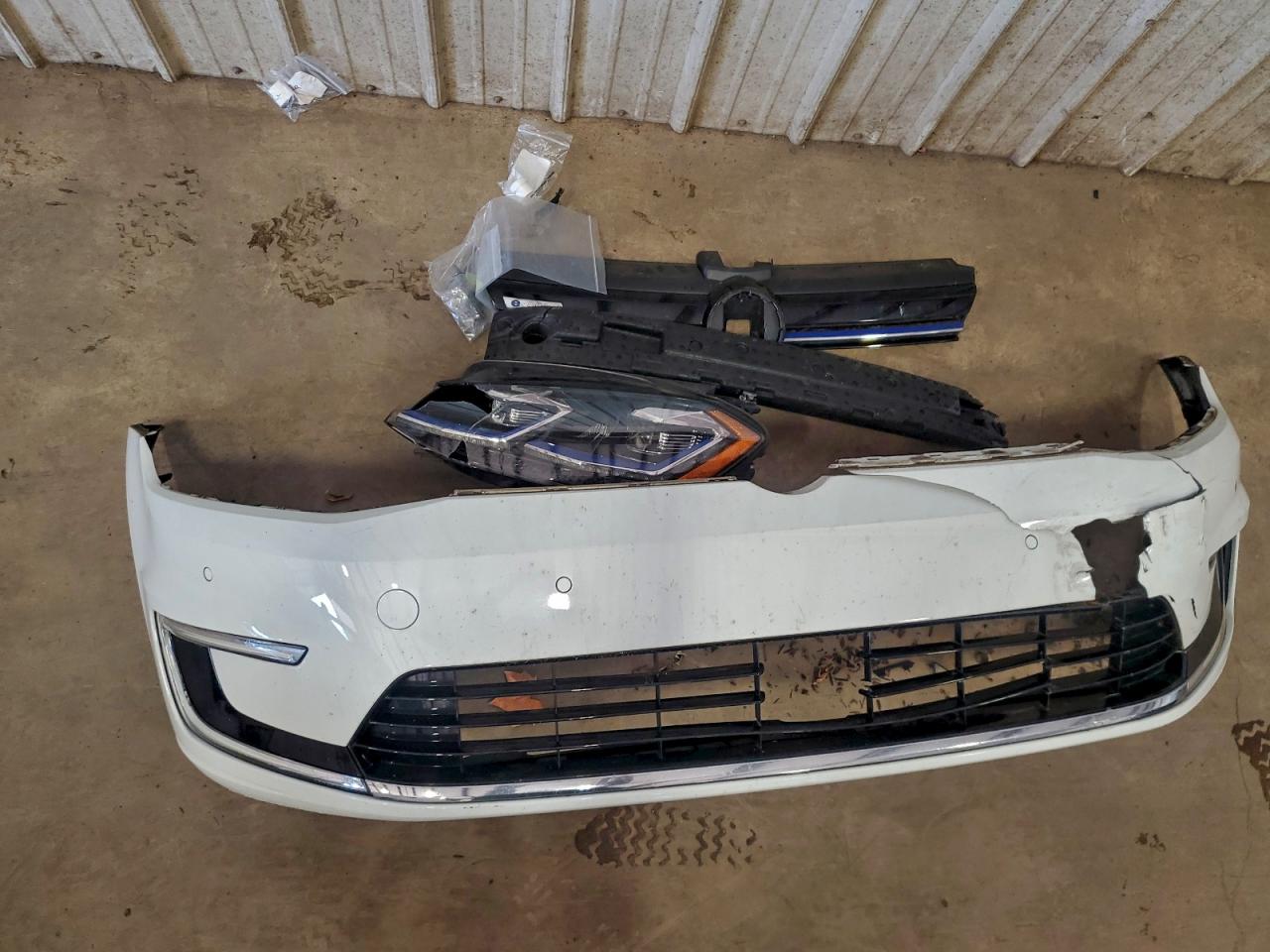 2019 Volkswagen E-Golf Sel Premium VIN: WVWPR7AU0KW904039 Lot: 94071605