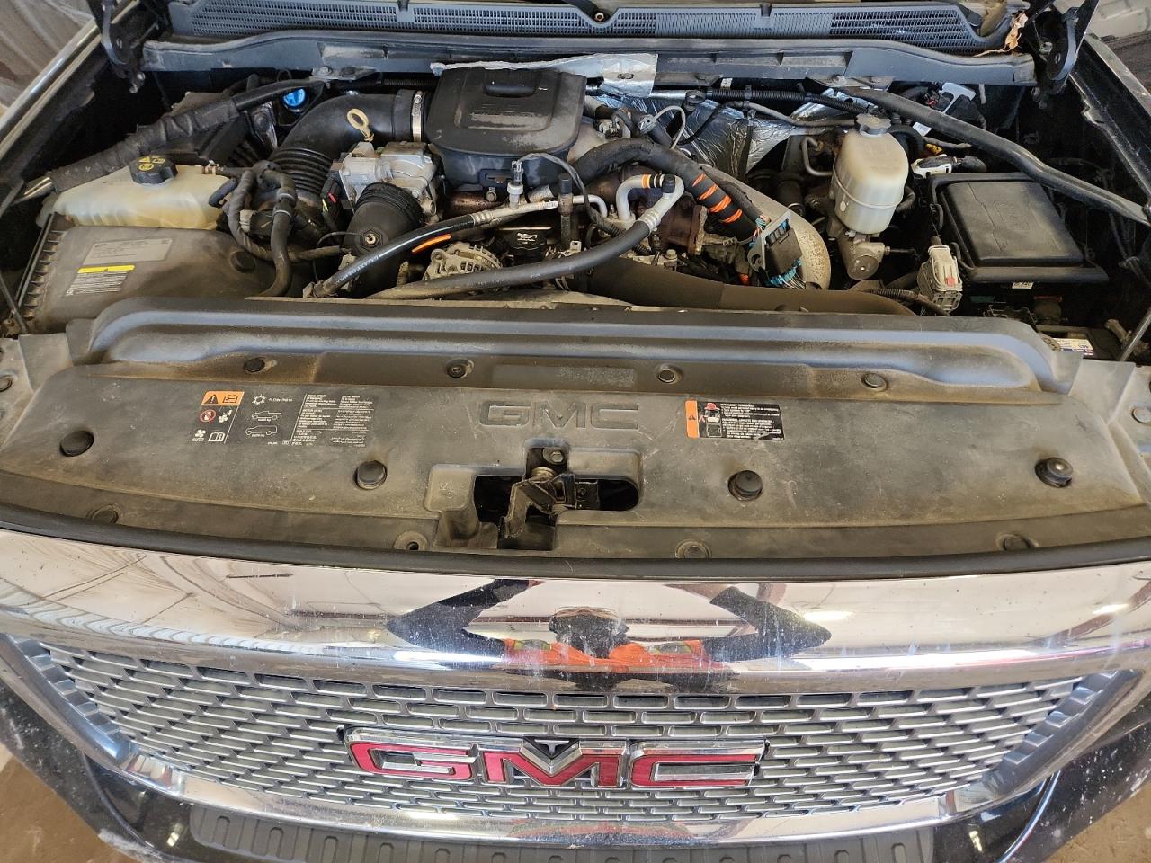 2015 GMC Sierra K2500 Denali VIN: 1GT120E87FF605569 Lot: 91872225