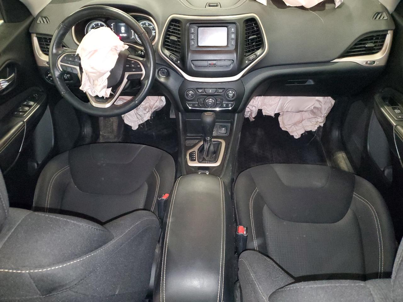 2016 Jeep Cherokee Latitude VIN: 1C4PJLCB6GW281383 Lot: 94146625