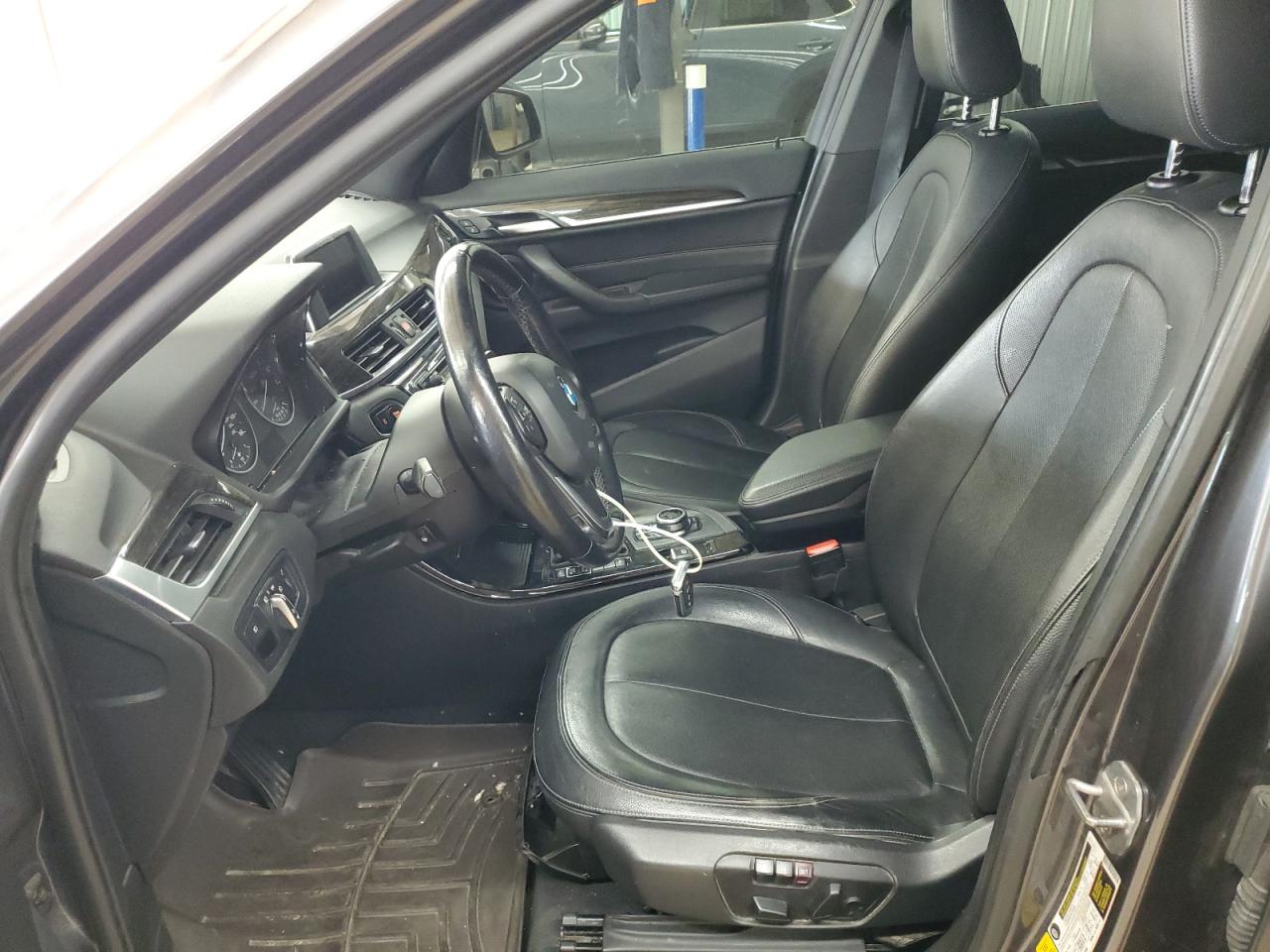 Фото: WBXHT3Z37G4A47771