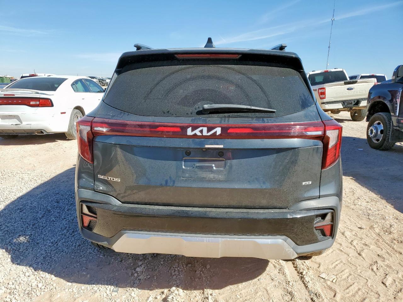 2024 Kia Seltos Sx VIN: KNDETCA70R7479681 Lot: 91378815