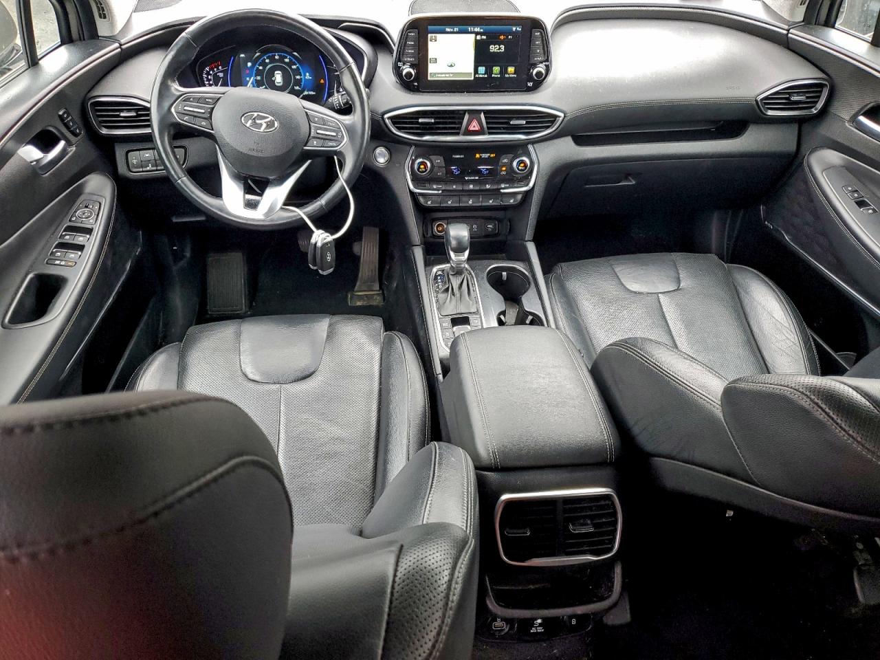 2020 Hyundai Santa Fe Limited VIN: 5NMS5CAA8LH261643 Lot: 93741275