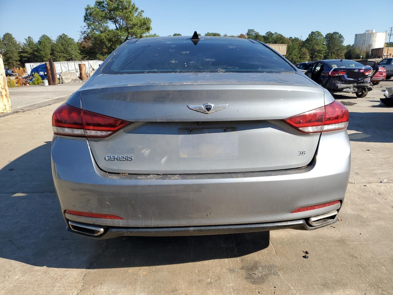 2015 Hyundai Genesis 3.8L VIN: KMHGN4JE1FU015461 Lot: 91620445