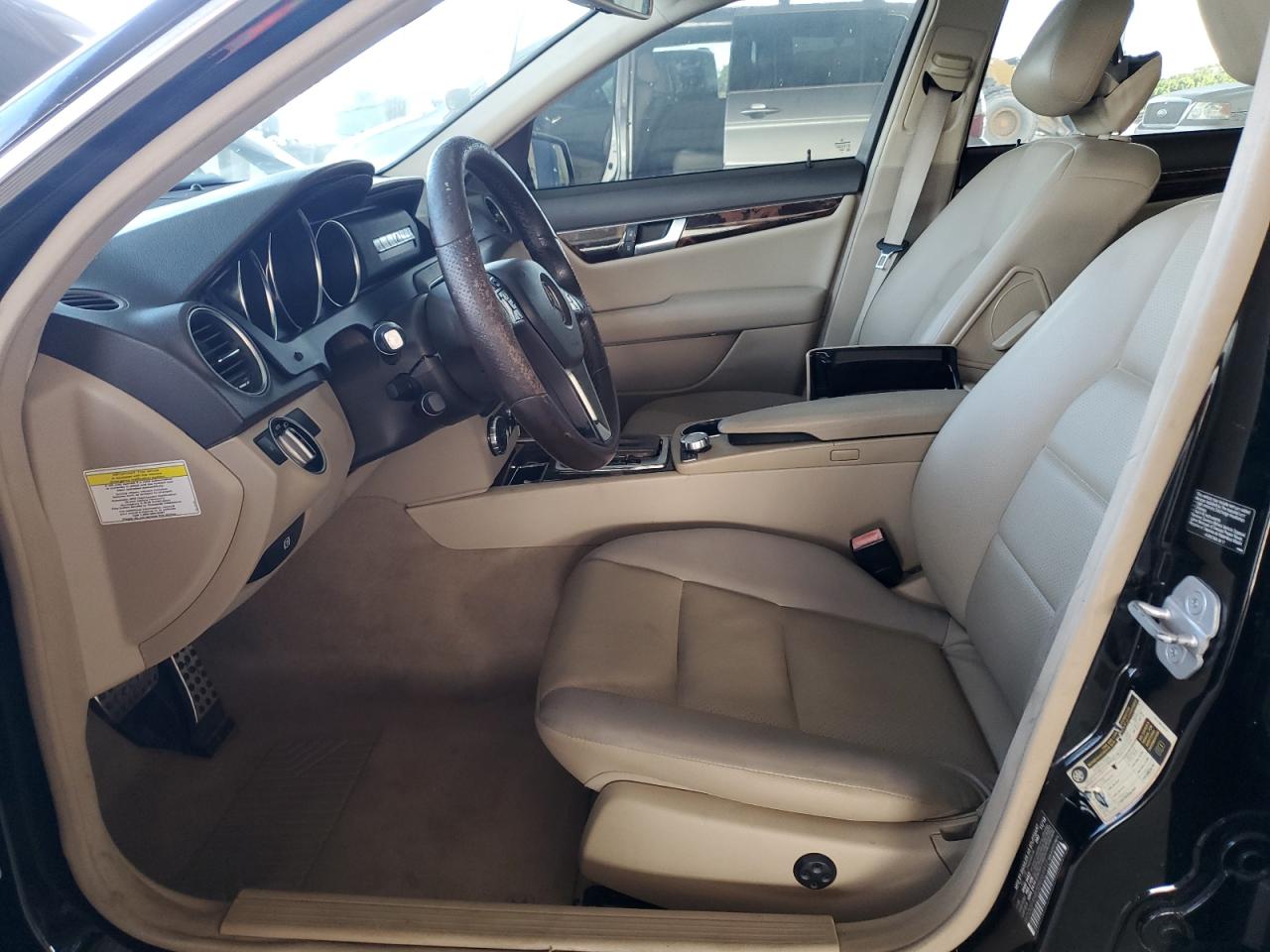 2013 Mercedes-Benz C 250 VIN: WDDGF4HB2DR269912 Lot: 92861845