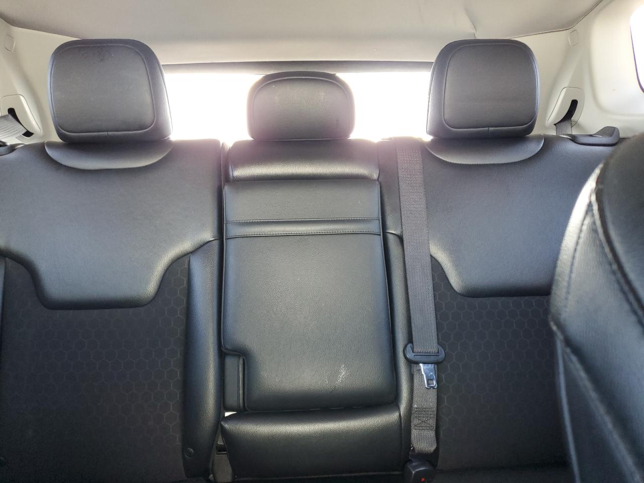 2018 Jeep Compass Latitude VIN: 3C4NJCBB1JT503124 Lot: 91097295